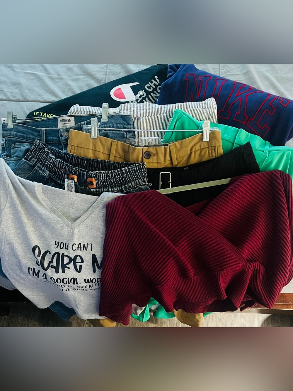Mixed Clothes Resales Delight Lot Of 10 items Pants, Hoodie, T-shirt, Shorts